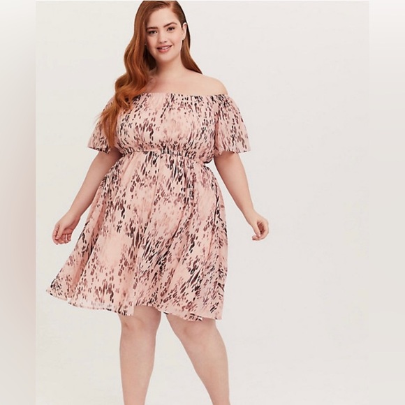 torrid Dresses & Skirts - Torrid Chiffon Off The Shoulder Dress